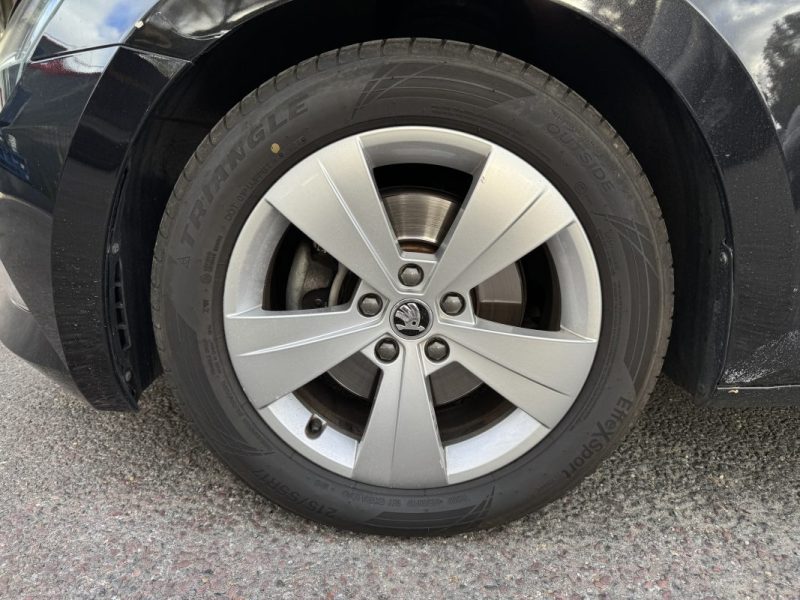 SKODA SUPERB 2.0 TDI 150cv Business - Distribution OK