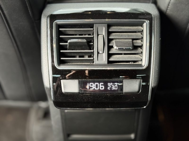 SKODA SUPERB 2.0 TDI 150cv Business - Distribution OK