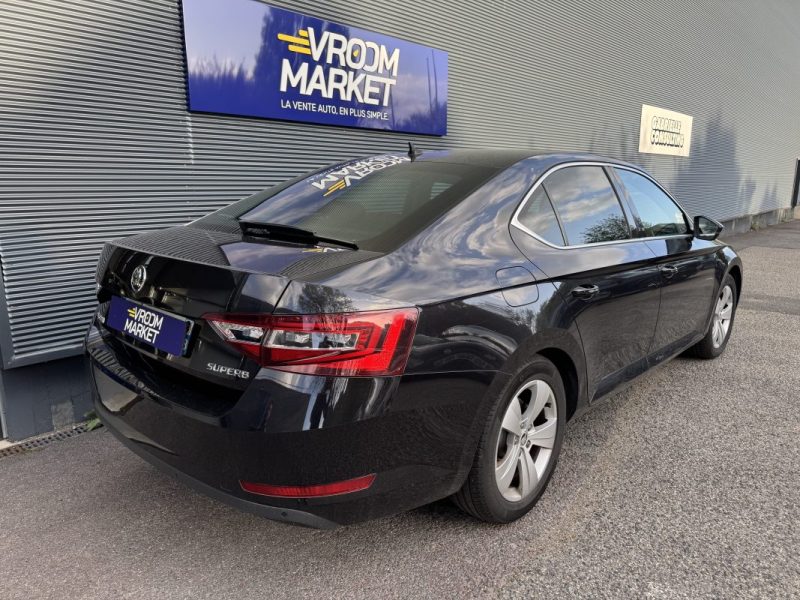 SKODA SUPERB 2.0 TDI 150cv Business - Distribution OK