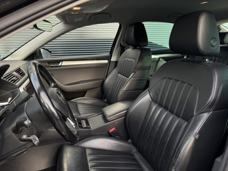 SKODA SUPERB 2.0 TDI 150cv Business - Distribution OK