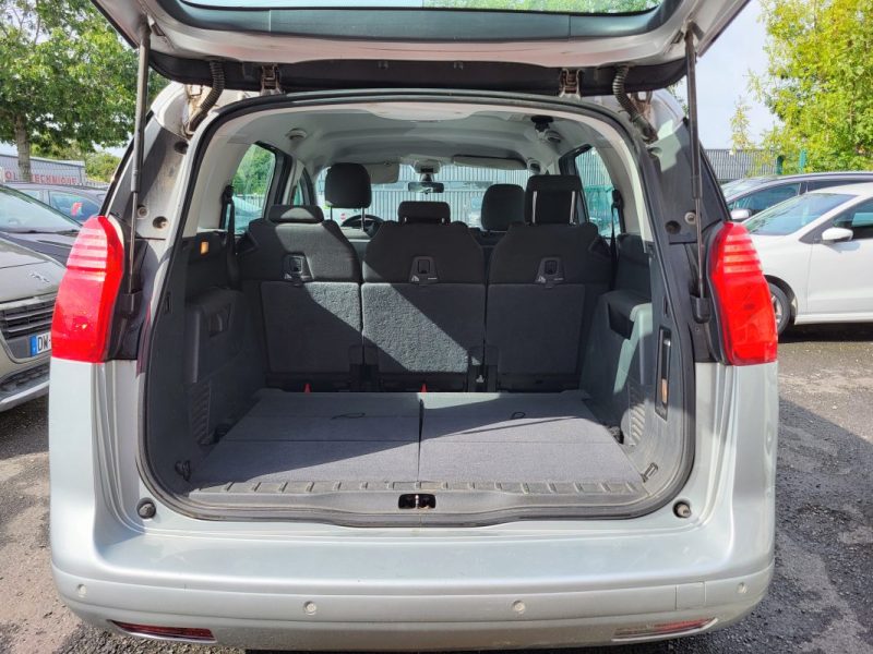 PEUGEOT 5008 1.6 HDI 112 cv - GARANTIE 12 mois - Business - 7 places