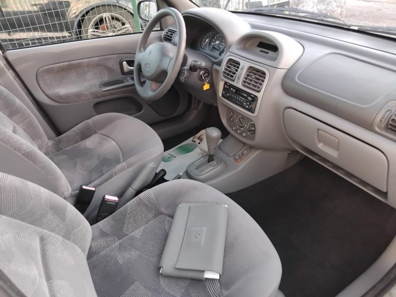 RENAULT CLIO 2 1998
