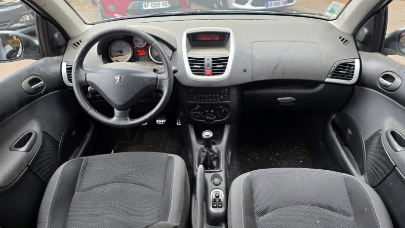 PEUGEOT 206 + Urban Move 1.4l HDi 70ch, *Clim*, *Idéale jeune conducteur*