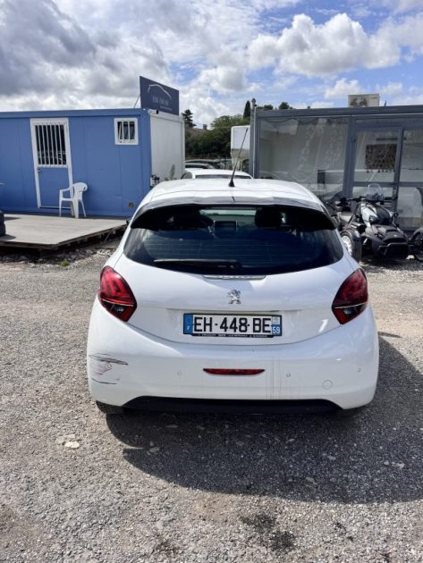 Peugeot 208 1.6 Bluehdi 100ch Allure Business S&S 5P