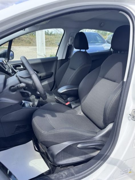 Peugeot 208 1.6 Bluehdi 100ch Allure Business S&S 5P