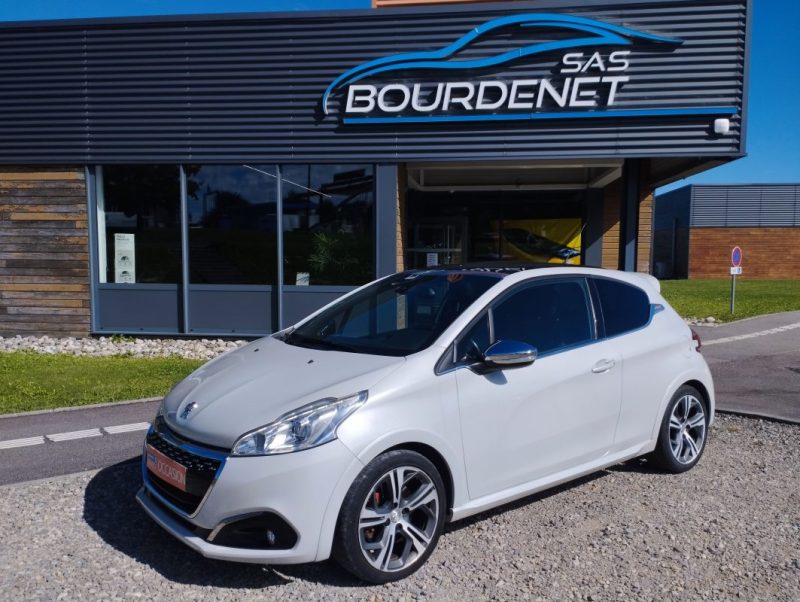 PEUGEOT 208 2016