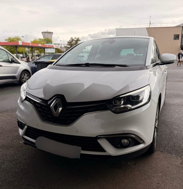 RENAULT SCENIC 1.6 dCi 130ch - Intense - Carrosserie 123 000 - voir photo - Garantie 12 mois