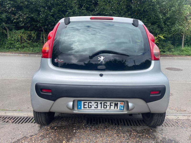 PEUGEOT 107 TRENDY 1.4HDI 55CH