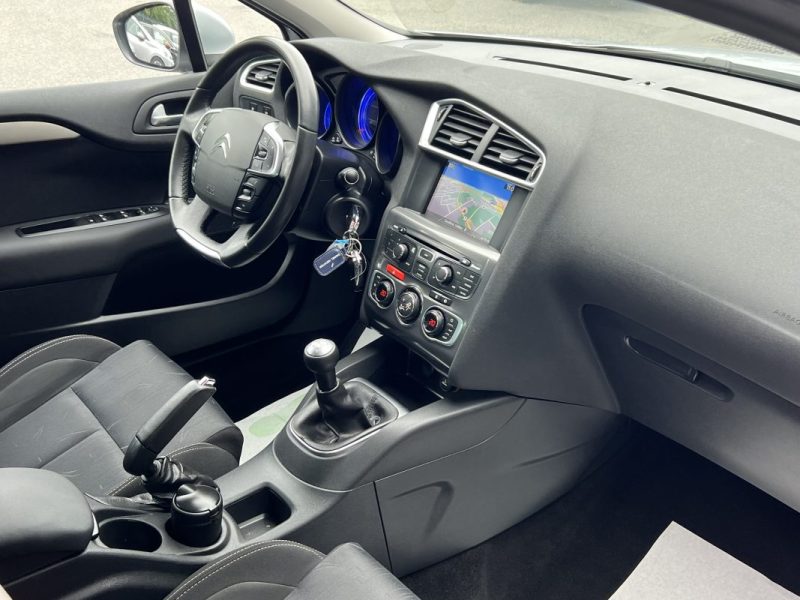 CITROEN C4 II MILLENIUM 1.6 VTI 120 Cv PREMIERE MAIN 21 700 Kms ECRAN GPS CRIT AIR 1 - GARANTIE 1 AN