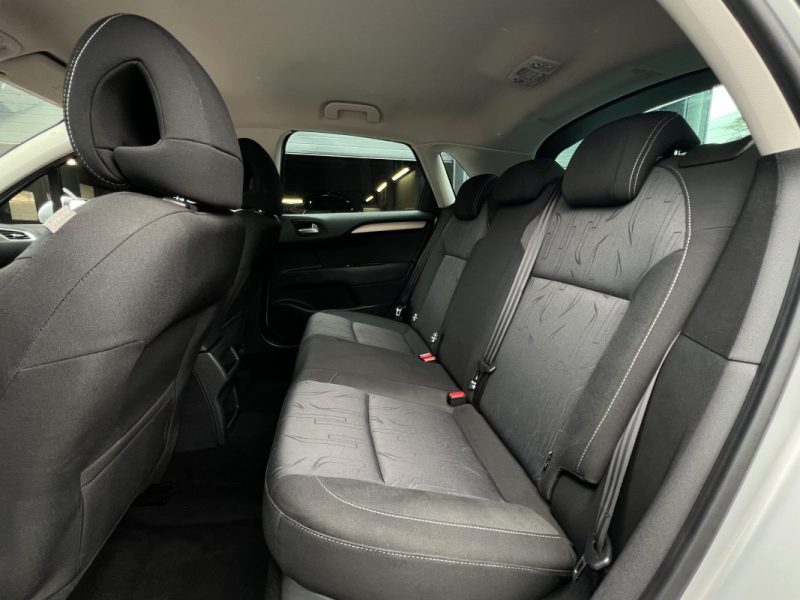 CITROEN C4 II MILLENIUM 1.6 VTI 120 Cv PREMIERE MAIN 21 700 Kms ECRAN GPS CRIT AIR 1 - GARANTIE 1 AN