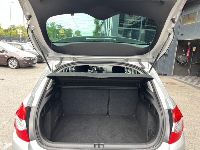 CITROEN C4 II MILLENIUM 1.6 VTI 120 Cv PREMIERE MAIN 21 700 Kms ECRAN GPS CRIT AIR 1 - GARANTIE 1 AN