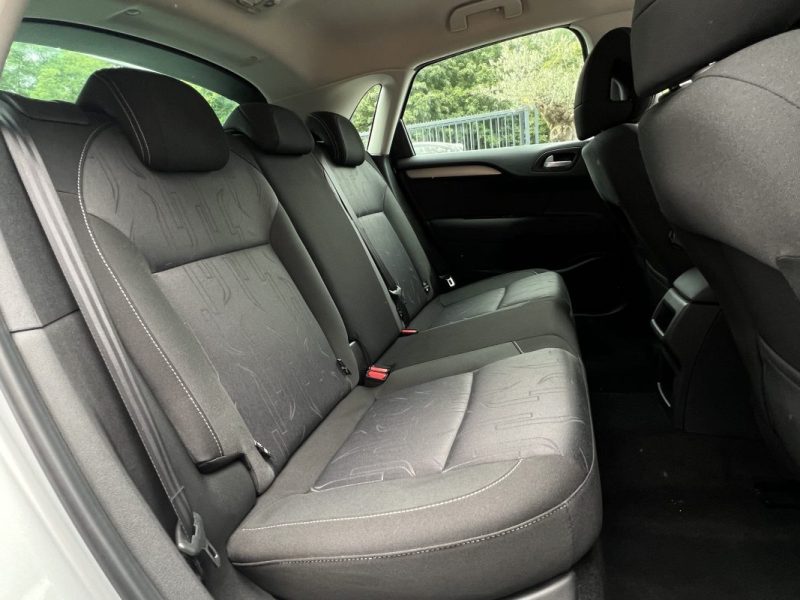 CITROEN C4 II MILLENIUM 1.6 VTI 120 Cv PREMIERE MAIN 21 700 Kms ECRAN GPS CRIT AIR 1 - GARANTIE 1 AN