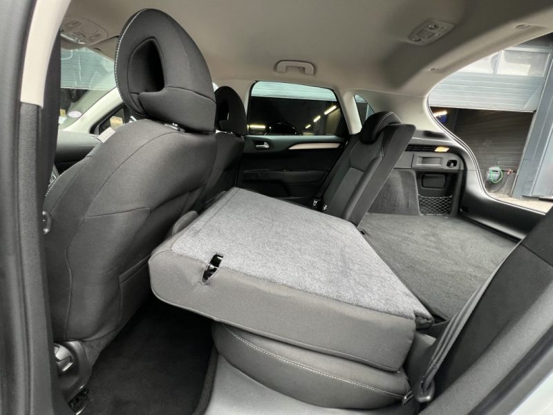 CITROEN C4 II MILLENIUM 1.6 VTI 120 Cv PREMIERE MAIN 21 700 Kms ECRAN GPS CRIT AIR 1 - GARANTIE 1 AN