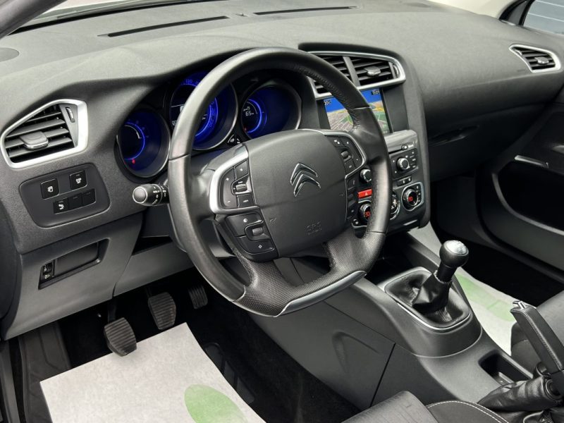 CITROEN C4 II MILLENIUM 1.6 VTI 120 Cv PREMIERE MAIN 21 700 Kms ECRAN GPS CRIT AIR 1 - GARANTIE 1 AN