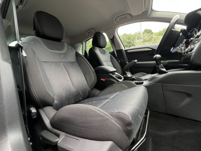 CITROEN C4 II MILLENIUM 1.6 VTI 120 Cv PREMIERE MAIN 21 700 Kms ECRAN GPS CRIT AIR 1 - GARANTIE 1 AN