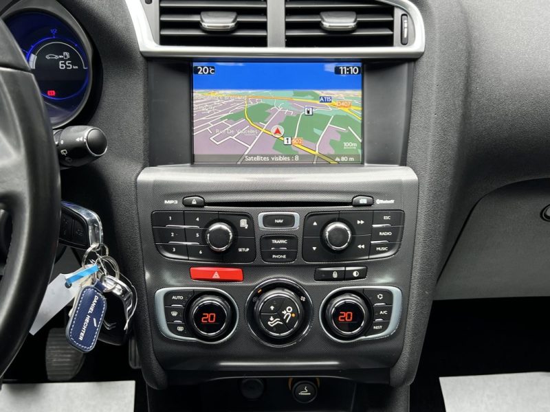 CITROEN C4 II MILLENIUM 1.6 VTI 120 Cv PREMIERE MAIN 21 700 Kms ECRAN GPS CRIT AIR 1 - GARANTIE 1 AN