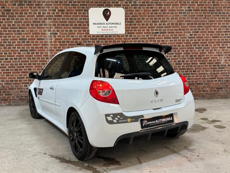 Renault CLio 3 RS FI Team R27