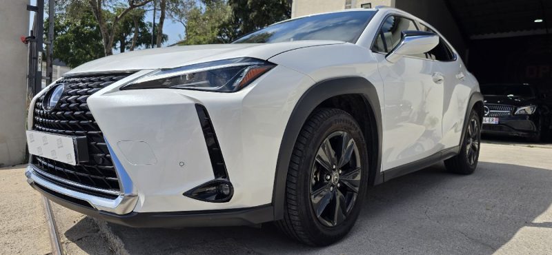 LEXUS UX 250H / Luxe + Pack Techno