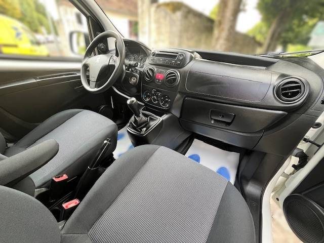 PEUGEOT BIPPER 2017