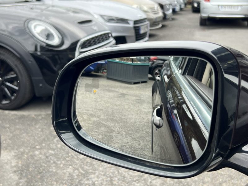 JAGUAR XJ 351 LUXE PREMIUM 3.0 V6 275 Cv BOITE AUTO CUIR TOIT OUVRANT 82 600 Kms - GARANTIE 1 AN