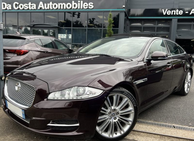 JAGUAR XJ 351 LUXE PREMIUM 3.0 V6 275 Cv BOITE AUTO CUIR TOIT OUVRANT 82 600 Kms - GARANTIE 1 AN
