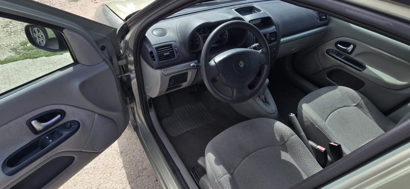 Renault Clio 1.4 Privilege 80CV Boite auto., 2002- Garantie 12Mois