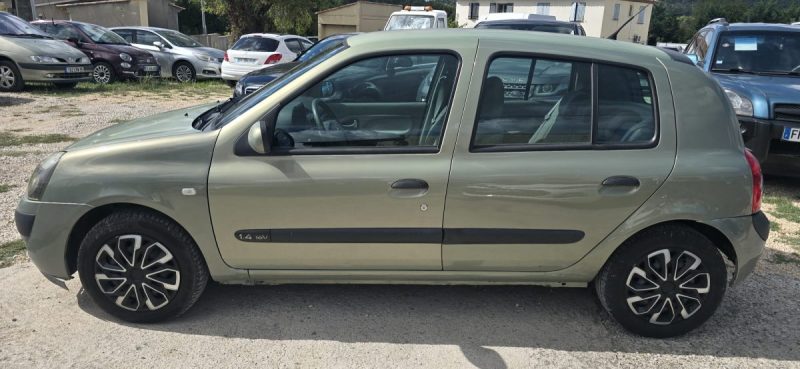 Renault Clio 1.4 Privilege 80CV Boite auto., 2002- Garantie 12Mois