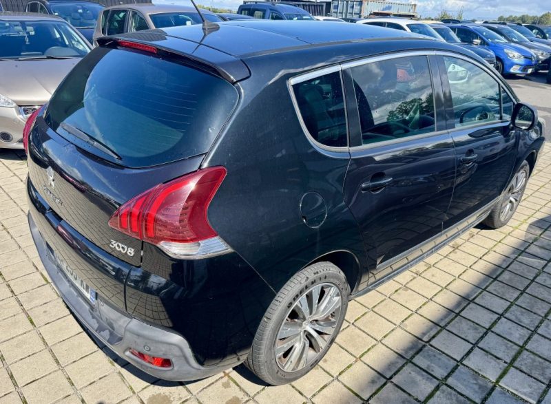 PEUGEOT 3008 2016.1.6 BlueHDi 120ch Allure S&S EAT6