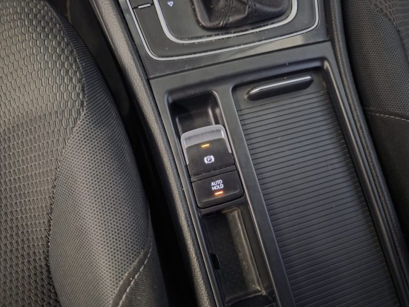 VOLKSWAGEN GOLF VII SW 1.6 TDI 115ch BlueMotion FIRST EDITION / DSG7 / DISTRI OK