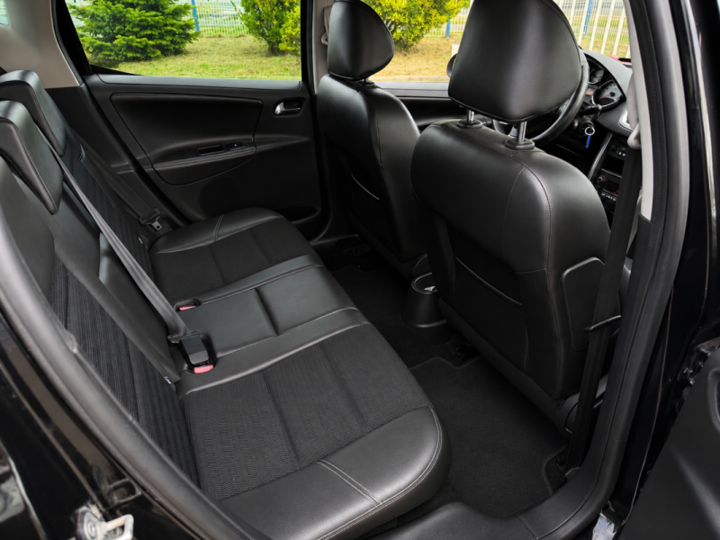 PEUGEOT 207 SW Outdoor 1.6 HDi 90ch  - Garantie