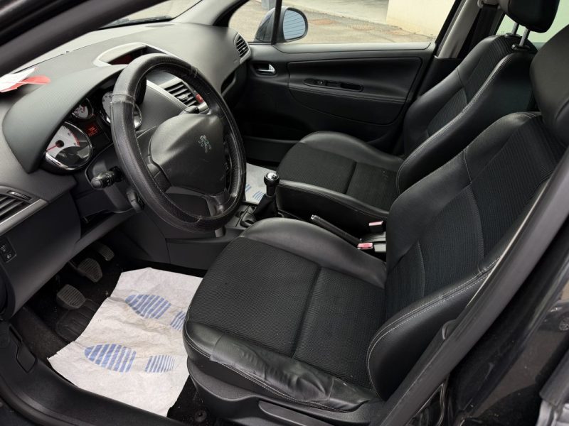 PEUGEOT 207 SW Outdoor 1.6 HDi 90ch  - Garantie