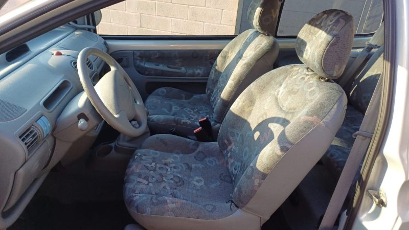  RENAULT TWINGO 1l2i 60Ch Garantie 3mois