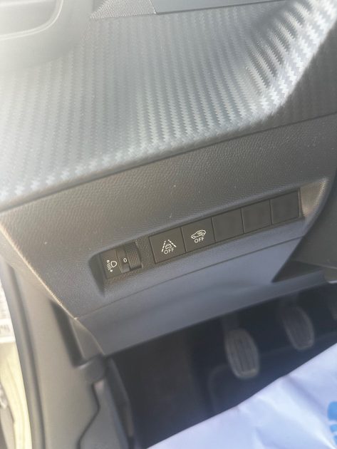 PEUGEOT 2008 BLUEHDI 110 DIESEL