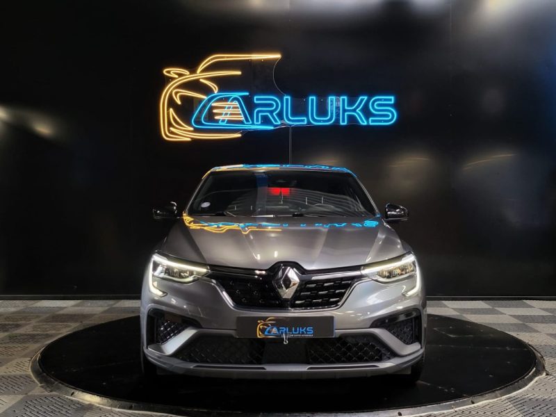 RENAULT ARKANA E-TECH 145ch RS LINE / CAMERA 360° + SIEGES ELECTRIQUE + VOLANT CHAUFFANT 