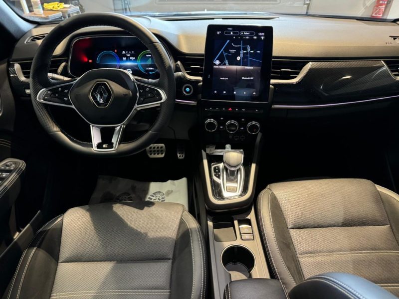 RENAULT ARKANA E-TECH 2022