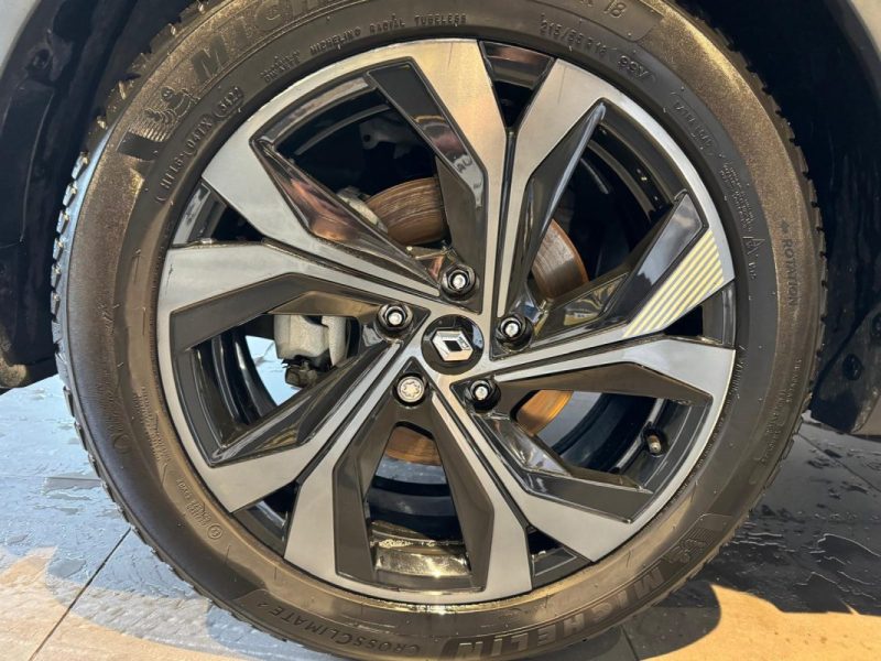 RENAULT ARKANA E-TECH 2022