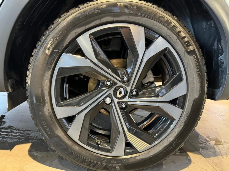 RENAULT ARKANA E-TECH 2022