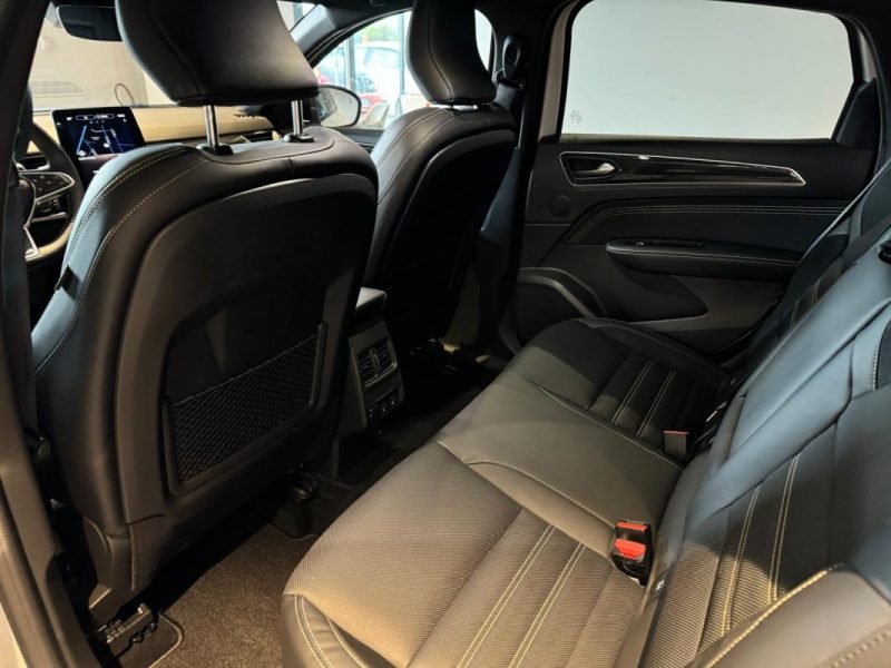 RENAULT ARKANA E-TECH 2022