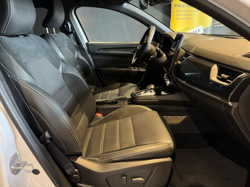 RENAULT ARKANA E-TECH 2022