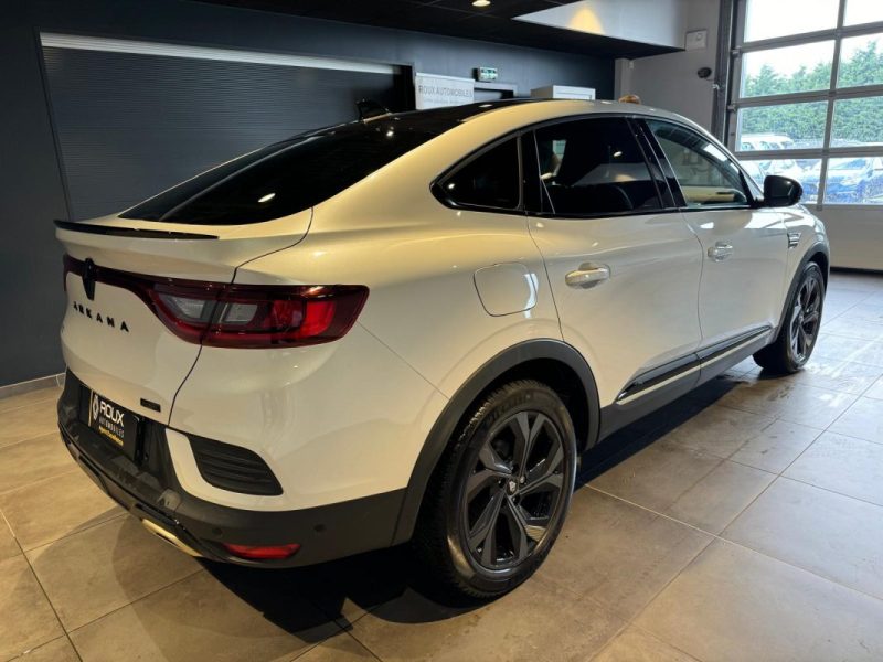 RENAULT ARKANA E-TECH 2022