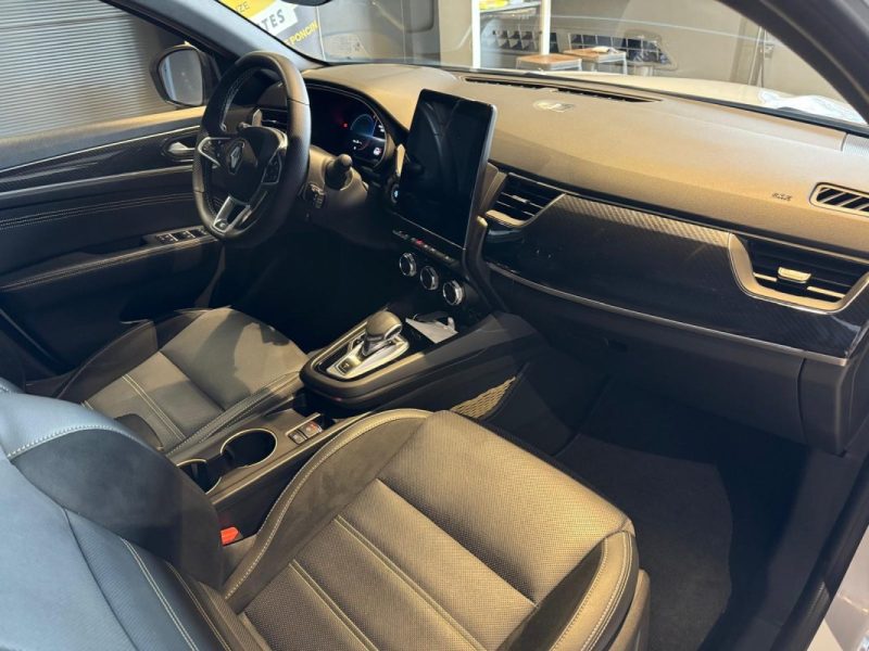 RENAULT ARKANA E-TECH 2022