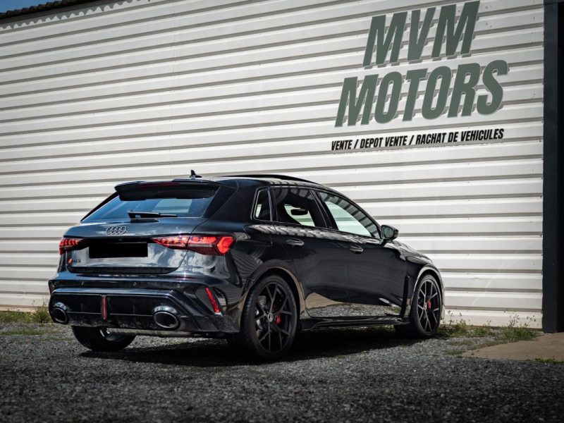 AUDI RS3 SPORTBACK FACELIFT 8Y 2.5 TFSI 400Cv / MALUS PAYÉ / TOIT OUVRANT / SONOS / MATRIX ...