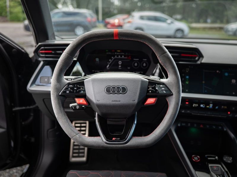AUDI RS3 SPORTBACK FACELIFT 8Y 2.5 TFSI 400Cv / MALUS PAYÉ / TOIT OUVRANT / SONOS / MATRIX ...