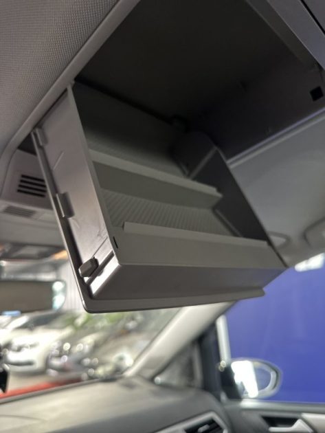 VOLKSWAGEN TOURAN 2017