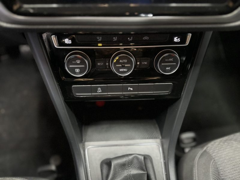 VOLKSWAGEN TOURAN 2017