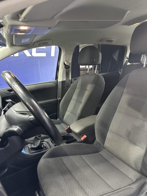 VOLKSWAGEN TOURAN 2017