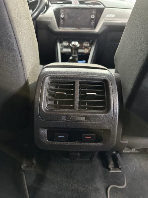 VOLKSWAGEN TOURAN 2017