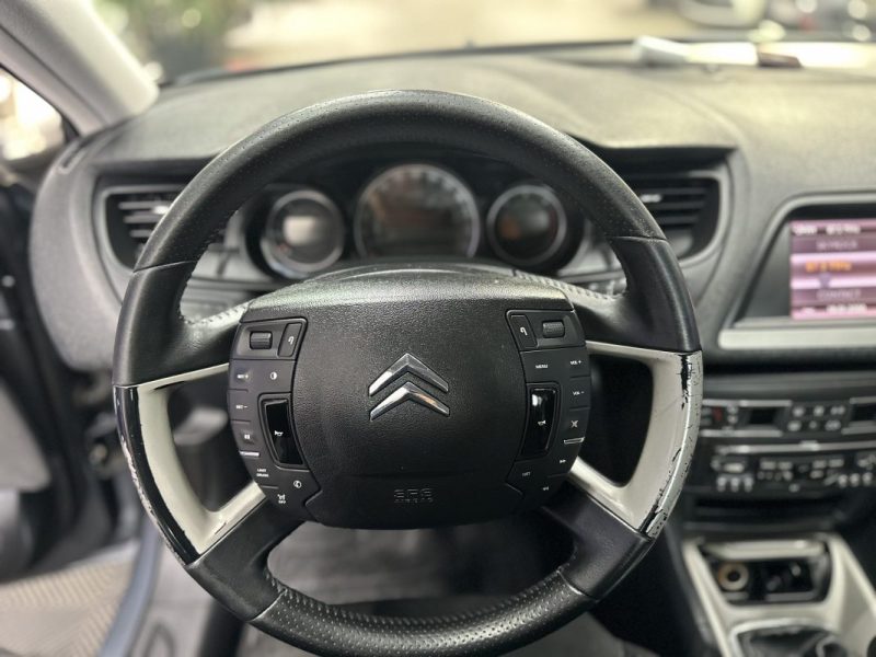 CITROEN C5  1.6 HDi110 FAP Attraction - Distribution ok - Entretien complet 2011