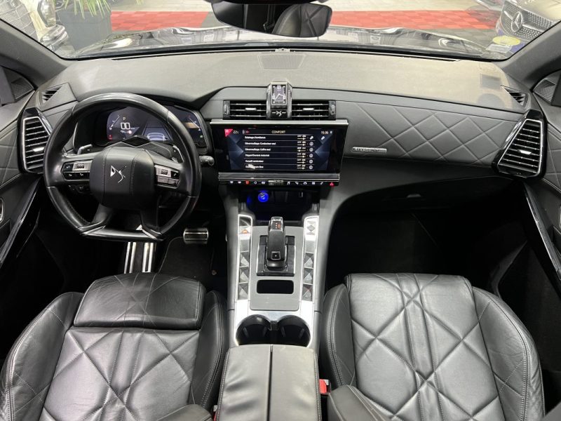 DS DS 7 Crossback 2.0 BlueHDi 180ch Rivoli - Camera 360 / Sièges cuir / Attelage