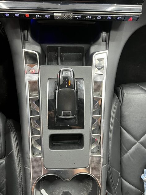 DS DS 7 Crossback 2.0 BlueHDi 180ch Rivoli - Camera 360 / Sièges cuir / Attelage